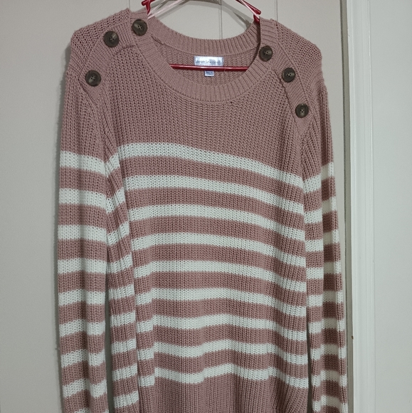 Juniper Ln Maternity - Picture 2 of 3